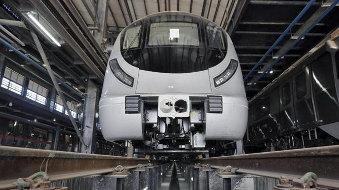 Primul metrou fără conductor din China va fi lansat în 2017 