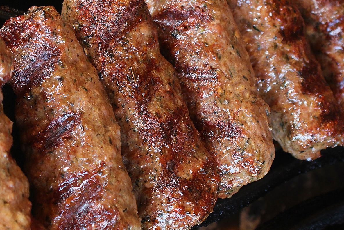 Mici cu E.coli, depistaţi într-un hipermarket. În ce oraş din România se întâmplă