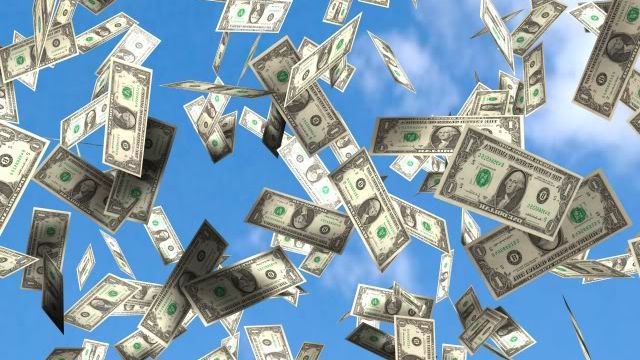 A plouat cu bani, în China. Reacţia trecătorilor a şocat până şi autorităţile