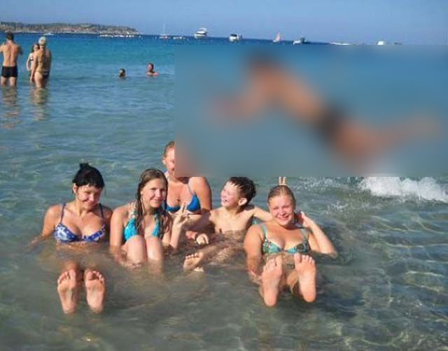 Era ultima zi la mare. Au făcut unica fotografie de familie.S-au uitat la poză, au PLÂNS.A DISTRUS-O