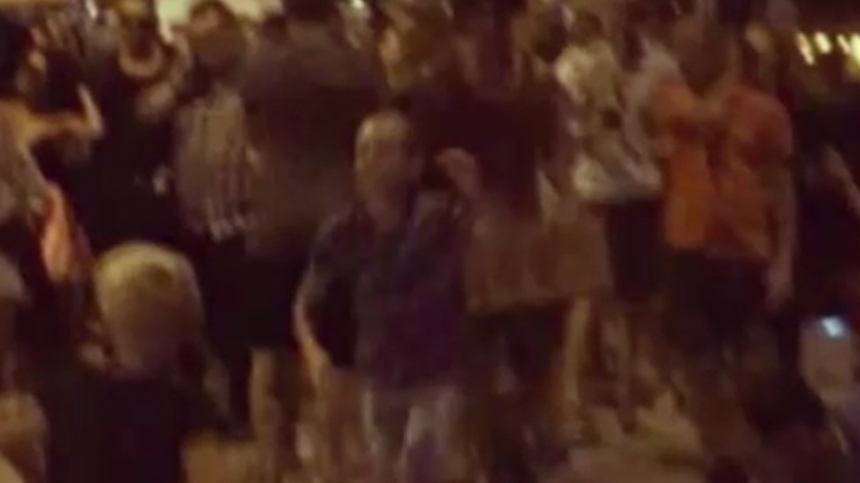 Au vrut să facă o glumă, dar au ajuns să fie arestate! Tinerele care au speriat zeci de oameni