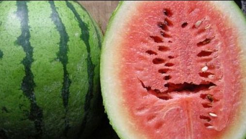 Nu renunța la coaja de pepene verde! Îți crește imunitatea