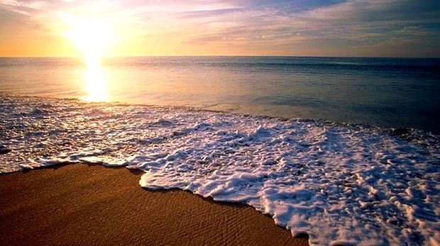 Patru lucruri despre sexul pe plajă pe care ar trebui să le ştii înainte să încerci