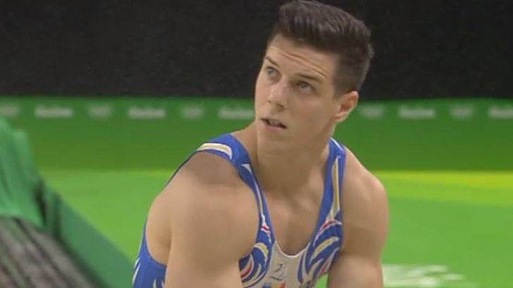 Imagini care strâng lacrimi. Sacrificiile făcute de gimnastul Răzvan Andrei Muntean