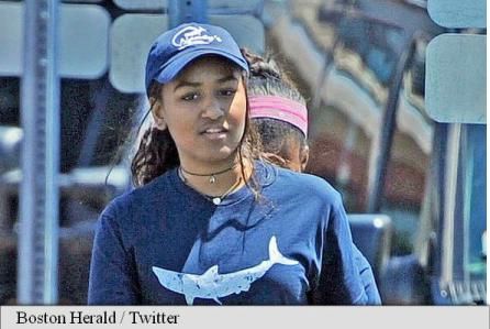 Fiica cea mică a lui Barack Obama s-a angajat chelneriţă, într-un restaurant. Ce spun colegii săi 