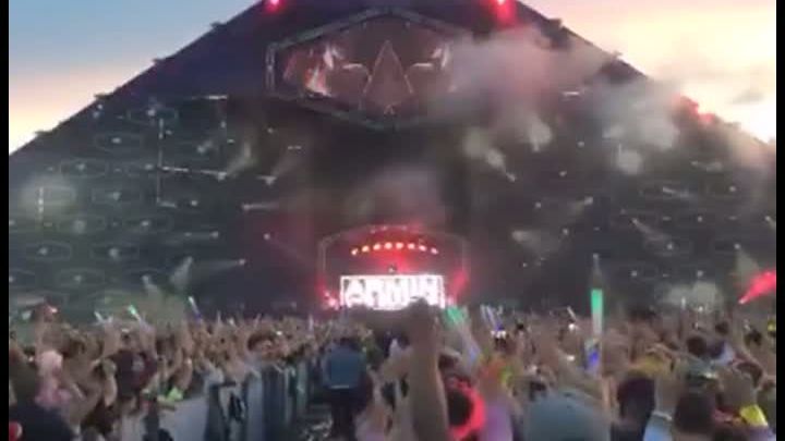 UNTOLD. Spectacol la Cluj. Dj-ul Armin van Buuren si-a prelungit concertul cu 4 ore