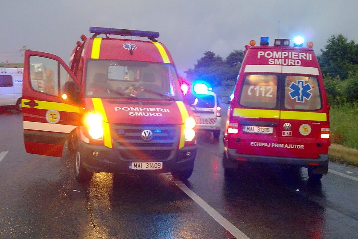 Tragedie pe DN 1. Un poliţist a murit şi alţi trei au fost răniți
