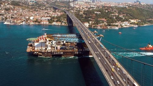 Accident maritim în Strâmtoarea Bosfor. Trei persoane au murit