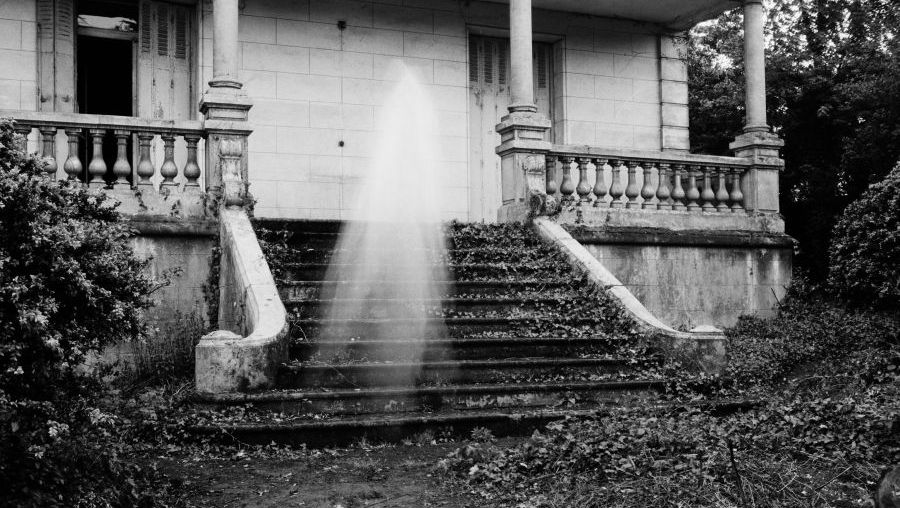 Adevărul despre strigoi. Îţi va schimba modul în care vezi lumea din jur