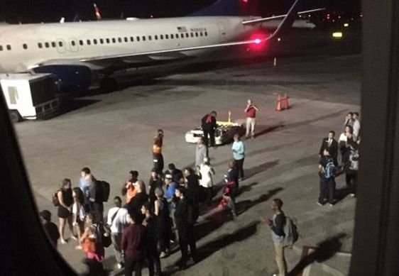 Aeroportul J. F. Kennedy, New York, EVACUAT de urgenţă. Posibile focuri de armă
