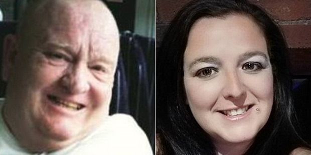 A sunat la numărul de telefon găsit pe peretele toaletei publice. A urmat o poveste ca-n filme