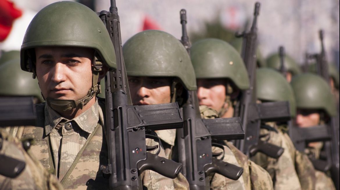 Ministrul de Interne turc, Efkan Ala, a demisionat în urma seriei de atentate