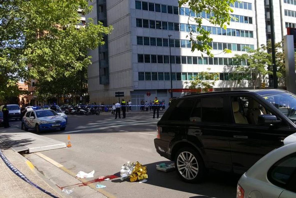 Împuşcături la un centru comercial din Zaragoza. Două persoane au fost rănite