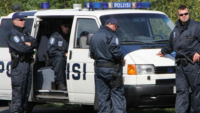 O tânără de 21 de ani din Finlanda plănuia "un masacru într-o școală". Cum a fost prinsă