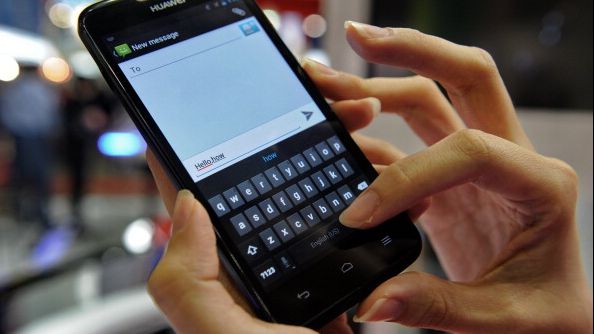 S-a îmbătat criță și a trimis mesaj către un aeroport din oraș. Când a văzut ce a scris, a amuțit