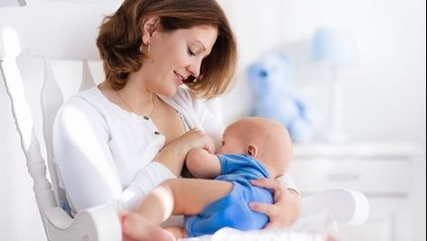 Ce legătură este între alăptare și rezultatele de mai târziu ale copilului la școală