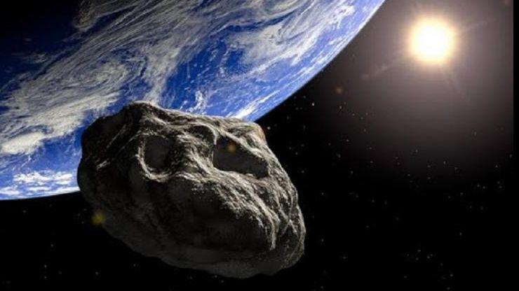 Un asteroid de 14 metri, descoperit cu trei zile în urmă, trece chiar acum pe lângă Pământ