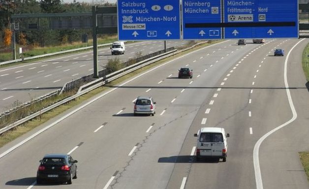 Ce se întâmplă cu planul Germaniei de a introduce taxa de 130 euro pe autostrăzi