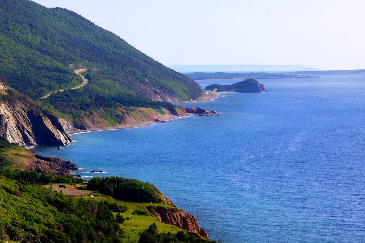 Paradisul în care oricine e dispus să se mute primeşte o slujbă şi pământ 