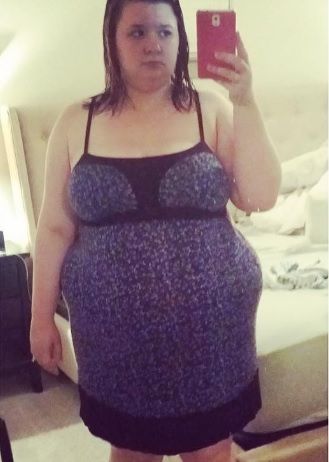 Cântărea 140 kg când s-a decis să slăbească. A dat "jos" 75 kg. Acum, e o bombă sexy