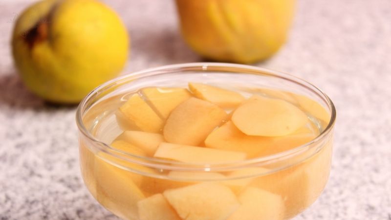 REŢETĂ. Cum prepari cel mai bun compot de gutui. E foarte simplu!