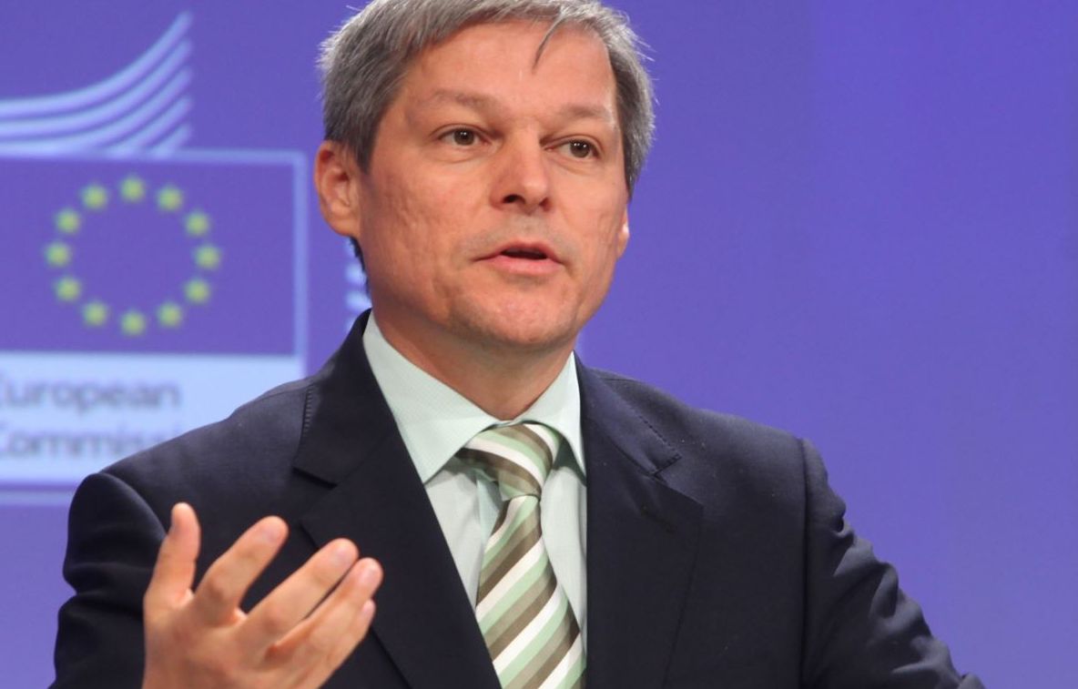 Cioloș: ”Aș vrea să văd pe listele partidelor cât mai mulți tineri activi în spațiul public”