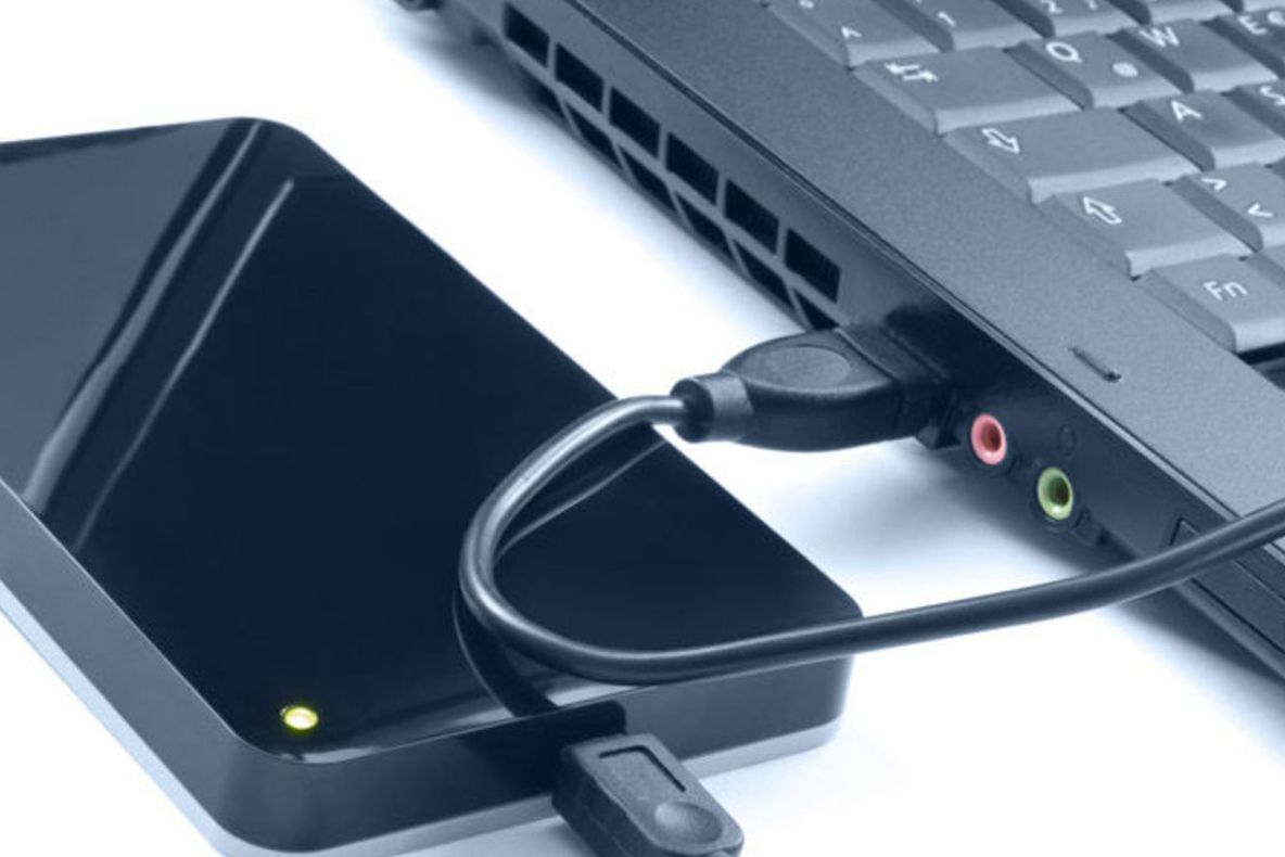 eMAG - Cat au ajuns sa coste HDD-urile externe