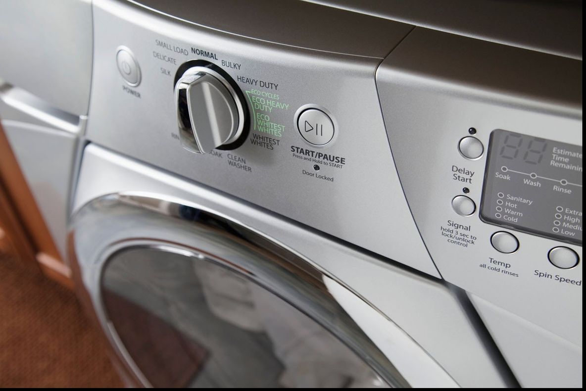 eMAG - Masini de spalat rufe produse de Whirlpool la preturi mult reduse, in aceasta saptamana