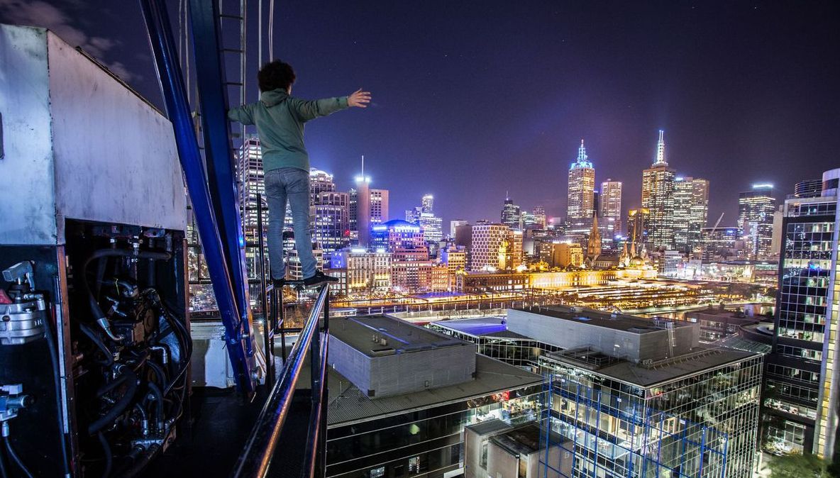 Are 25 de ani, dar e mereu la un pas de moarte. Filmulețul pe care nu-l poți vedea până la final