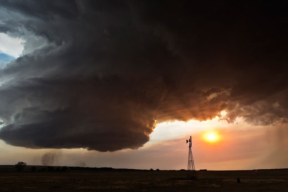 Imagini apocaliptice cu furtuni. Vine sfârşitul lumii?