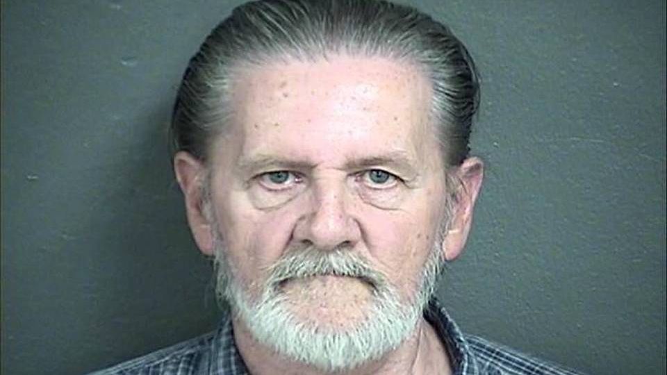 Un bărbat de 70 de ani s-a certat cu soţia, apoi a făcut un gest care i-a uimit pe poliţişti