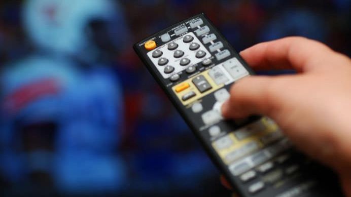 Televiziunile naţionale, obligate să difuzeze informaţii ştiinţifice şi tehnologice