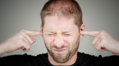 Acestea sunt cele mai enervante sunete din lume! Ne lovim de ele în fiecare zi