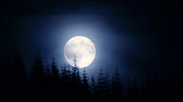 Oamenii de ştiinţă ridică un semnal de alarmă! Cutremurele puternice, influenţate de lună 