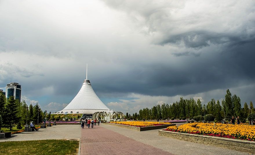 Acesta este OCHIUL lui DUMNEZEU. Oamenii pur şi simplu au înlemnit când s-au uitat pe cer. FOTO
