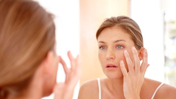 A observat o pată ciudată pe piele şi s-a dus la spital. Medicii i-au dat o veste cumplită