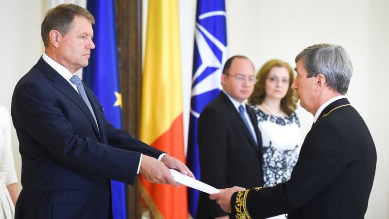 Mesajul lui Iohannis către Moscova, la acreditarea noului ambasador rus la București