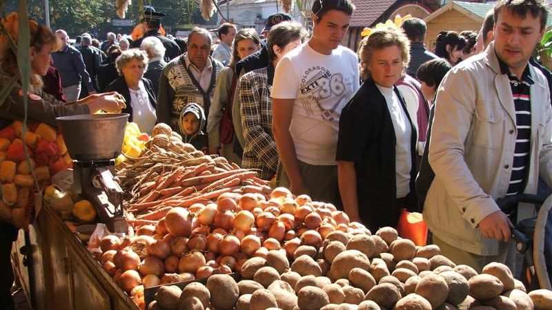 O consumăm zilnic şi nu ştim cât rău ne face. Banala legumă care ne poate otrăvi