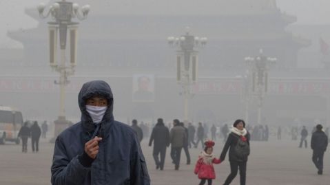 Vremea  anormal de caldă vine la pachet cu o poluare excesivă