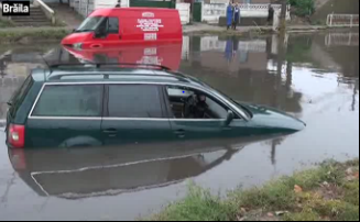 Ploile au făcut prăpăd în ţară. 23 de județe, în continuare sub cod galben de furtună