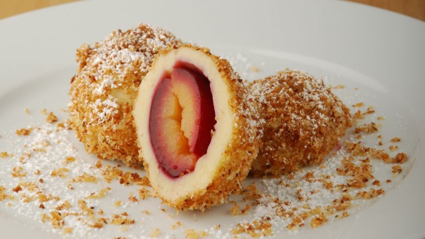 GĂLUŞTE CU PRUNE: reţetă de MasterChef! Vor ieşi delicioase