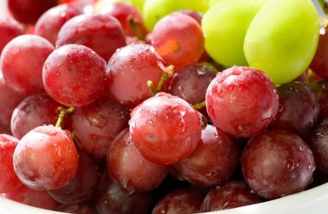 Dieta rapidă cu struguri. Slăbeşti o jumătate de kilogram pe zi!
