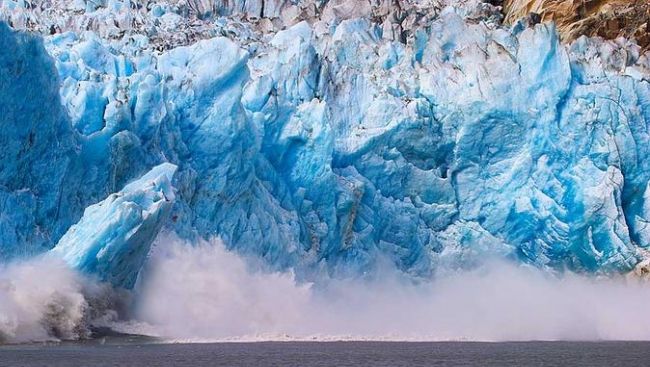  ALERTĂ la nivel mondial: Cele 600 de bombe nucleare, îngropate în Groenlanda, pot exploda oricând!