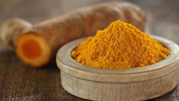 O linguriţă din acest condiment te scapă de cancer şi Alzheimer