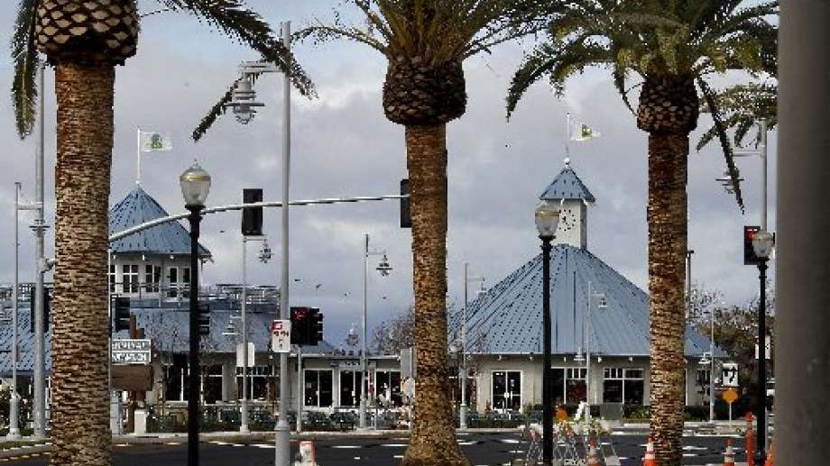 Oraşul în care nimeni nu mai îndrăzneşte să iasă afară din casă.Cei care au ieşit au ajuns la spital