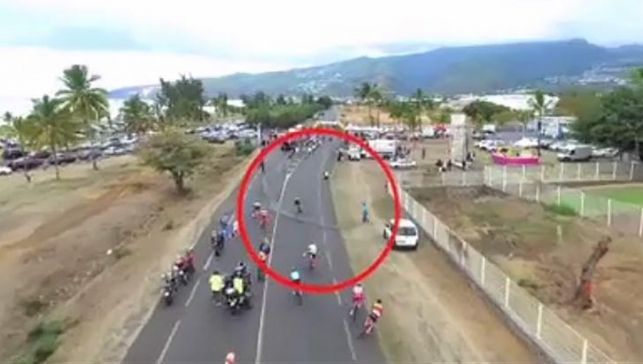 Tatăl unui ciclist a provocat un accident soldat cu rănirea mai multor rutieri. Motivul e incredibil