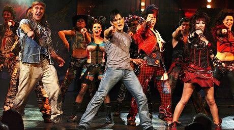 Aceasta este melodia care provoacă cea mai mare dependenţă! Cine o intepretează?