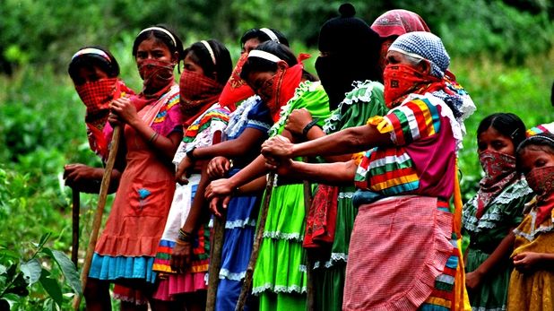 Oraşul unde femeile au dat afară toţi poliţiştii, politicienii şi gangsterii