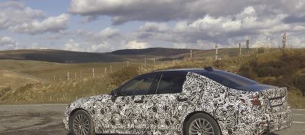 Noul BMW Seria 5 a ieşit camuflat pe străzi. Imagini inedite cu modelul bavarez