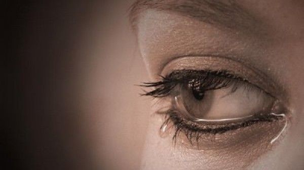 Ce înseamnă dacă te trezeşti plângând 